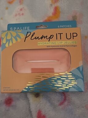 Alife SpaLife Blue and Gold Floral Cosmetic Packaging